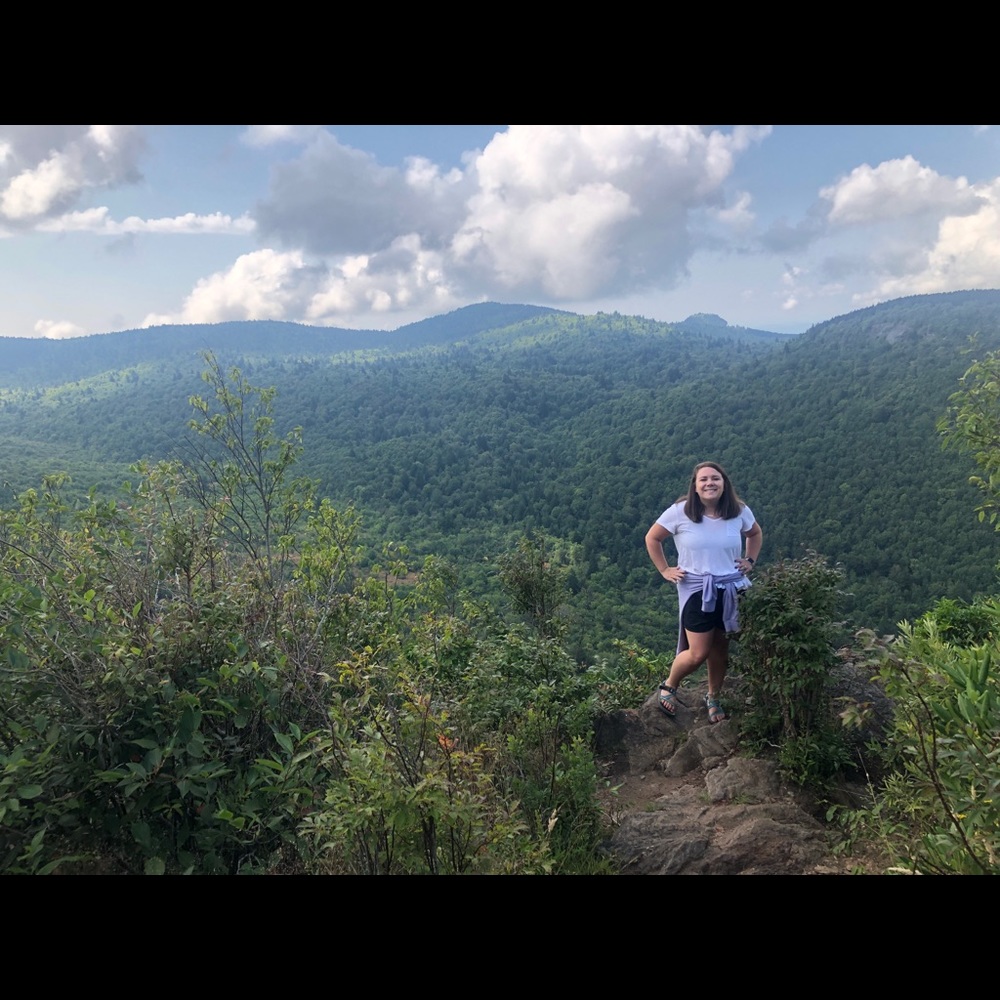 Meet your Posher, Jennifer